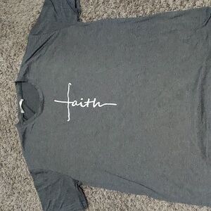 Printed 'Faith' t shirt